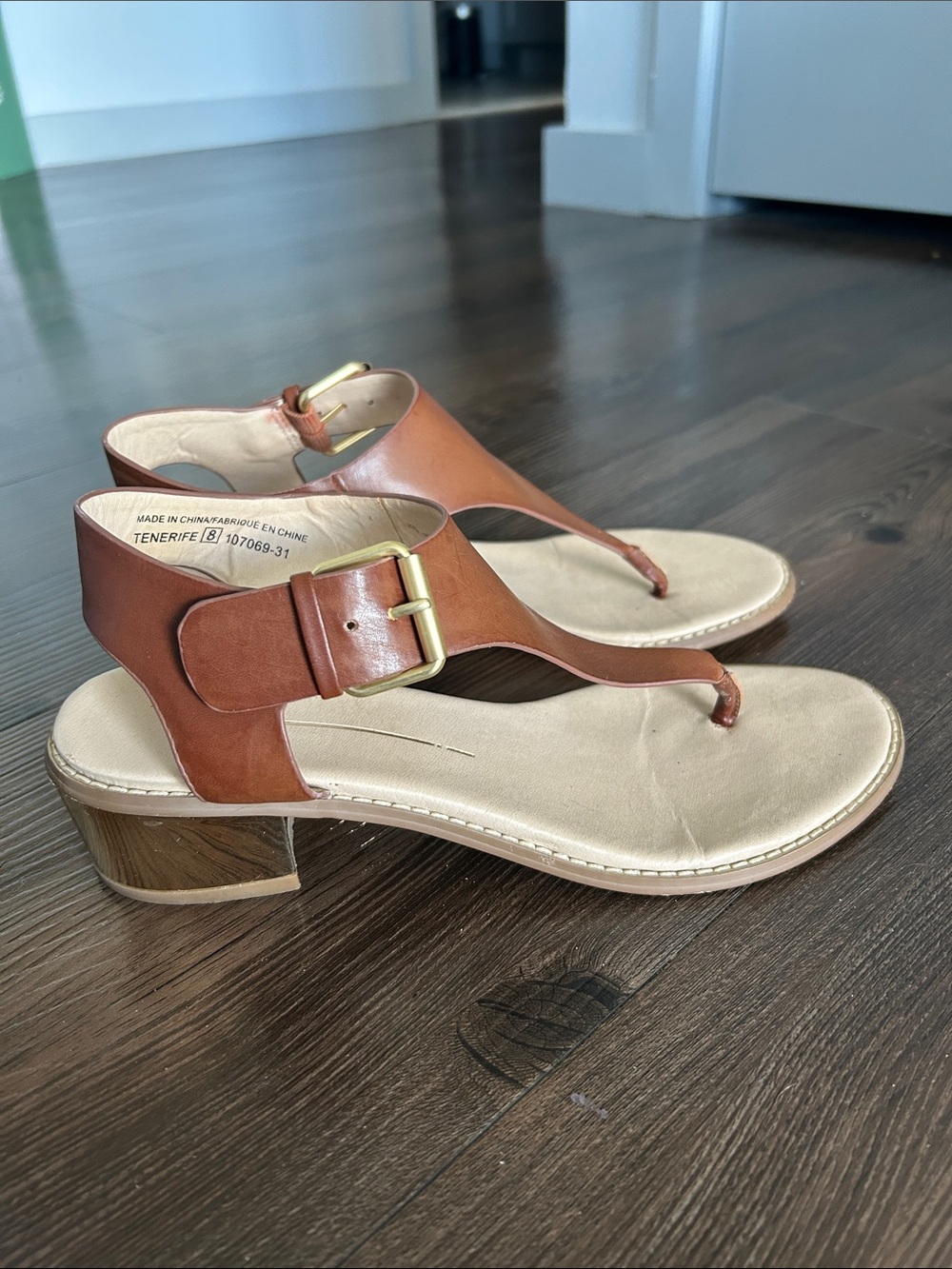 Women’s Brown Leather Buckle Thong Sandals